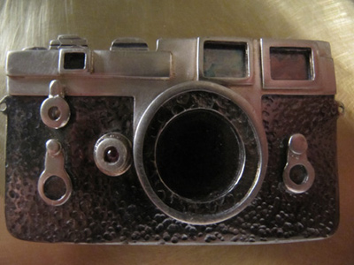 Maggie Laig, like a leica, sterling silver